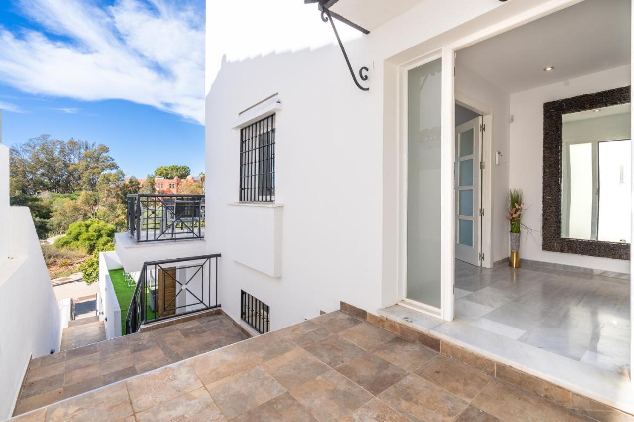 Luxury Apartments Marbella Cabopino מראה חיצוני תמונה